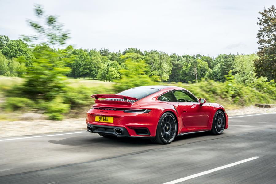  Porsche 911 Turbo S (992) 2020 года  (UK) (фото 15 из 42)